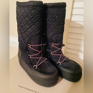 Hunter Original Black Quilted Winter Snow Boot Size 7 NEW, NEVER WORN, WITH BOX